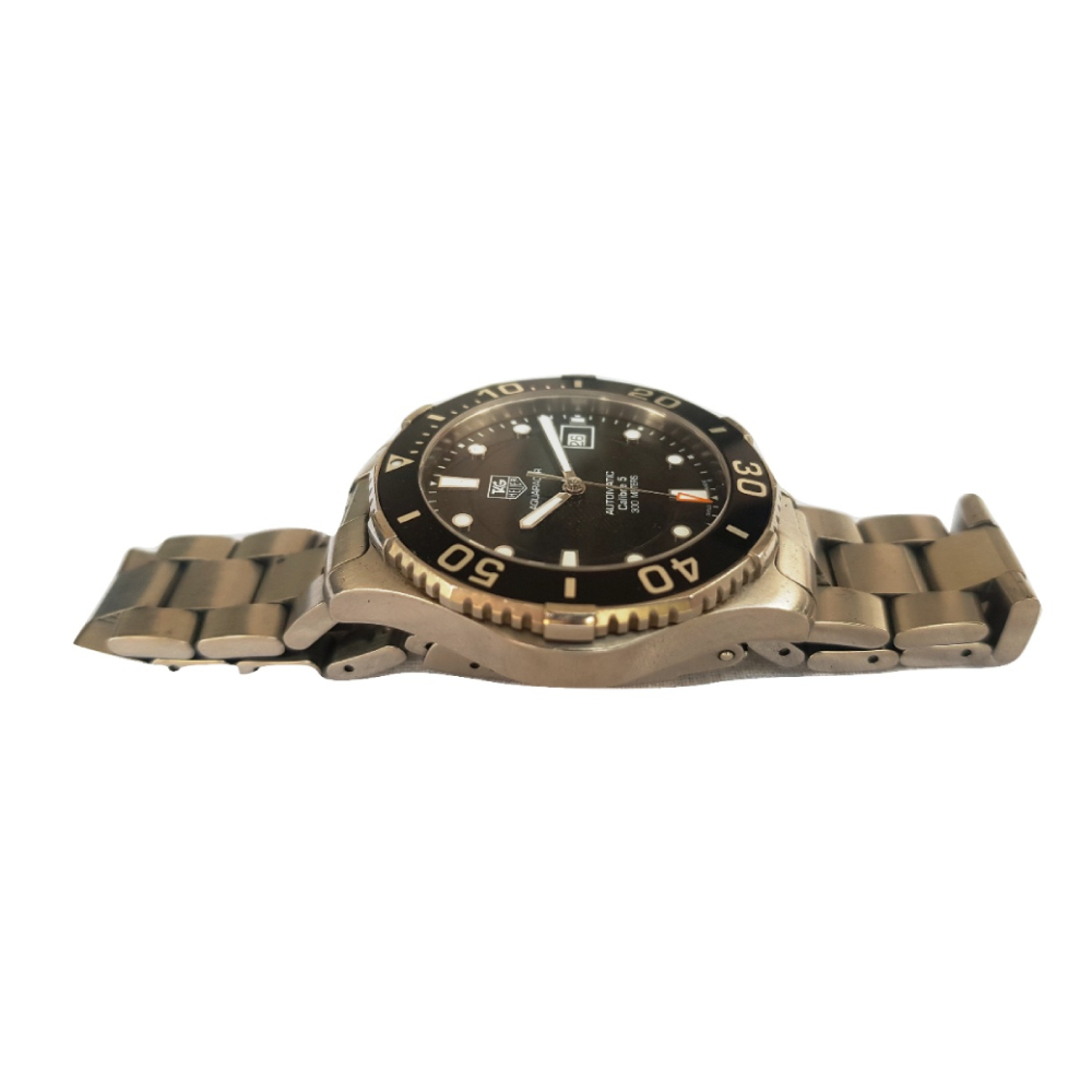 tag heuer-caliber 5-automatic-WAN2110-41mm-bi-directional rotating bezel-with card and box-black dial-metal chain-mens watch-sapphire crystal-swiss watch-300 meters luxury watches-genuine watch (3)