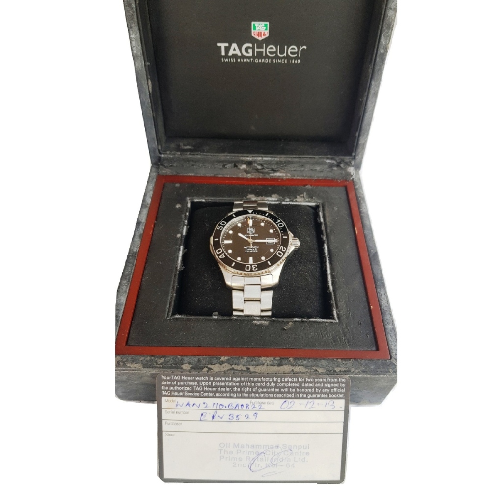 tag heuer-caliber 5-automatic-WAN2110-41mm-bi-directional rotating bezel-with card and box-black dial-metal chain-mens watch-sapphire crystal-swiss watch-300 meters luxury watches-genuine watch (7)