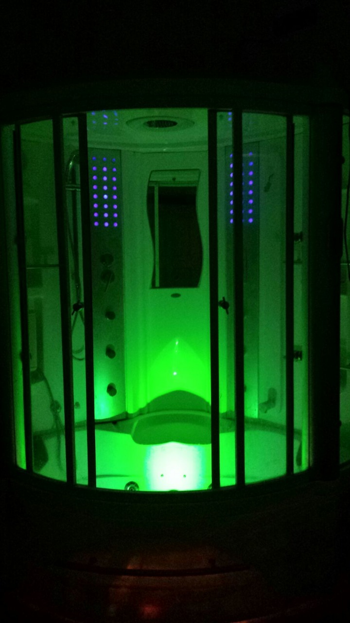 Shower-cubicle-Multifunction-steam bath-jacuzzi-bathtub-body jets-dapper n dame6
