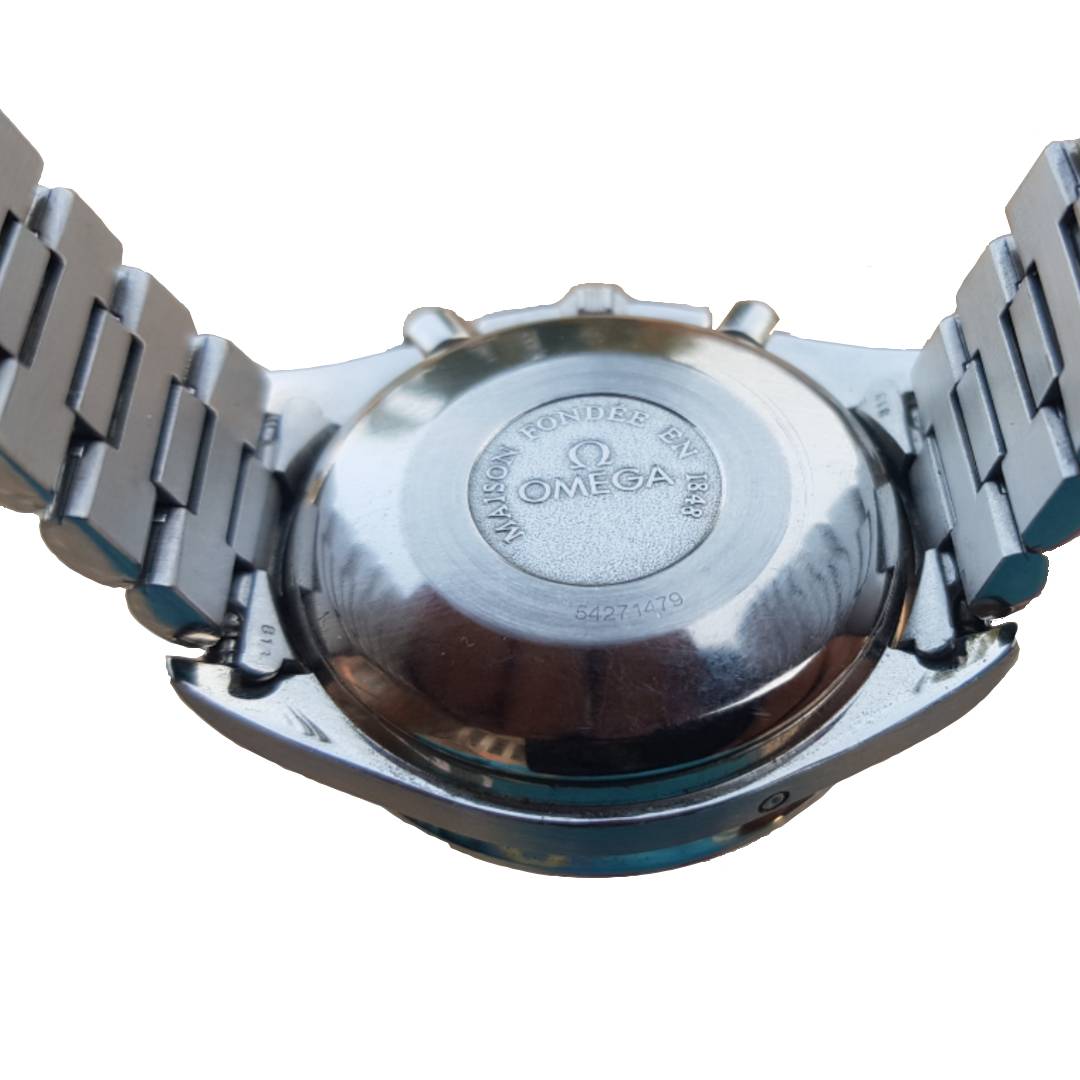 omega-speedmaster-automatic-triple-date-calender-ticking-hands-4