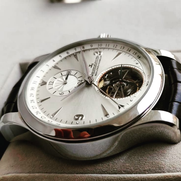 Jaegger-LeCoutre-Master-Tourbillon-Caliber-978-Q1658420-4