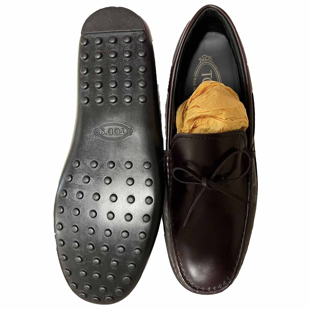 TOD'S-Glossed-leather-0driving-shoes-1